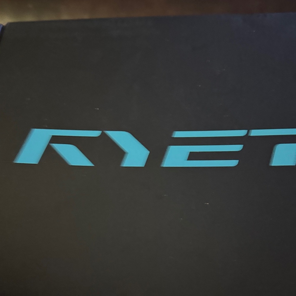 Black and Blue RYET Product